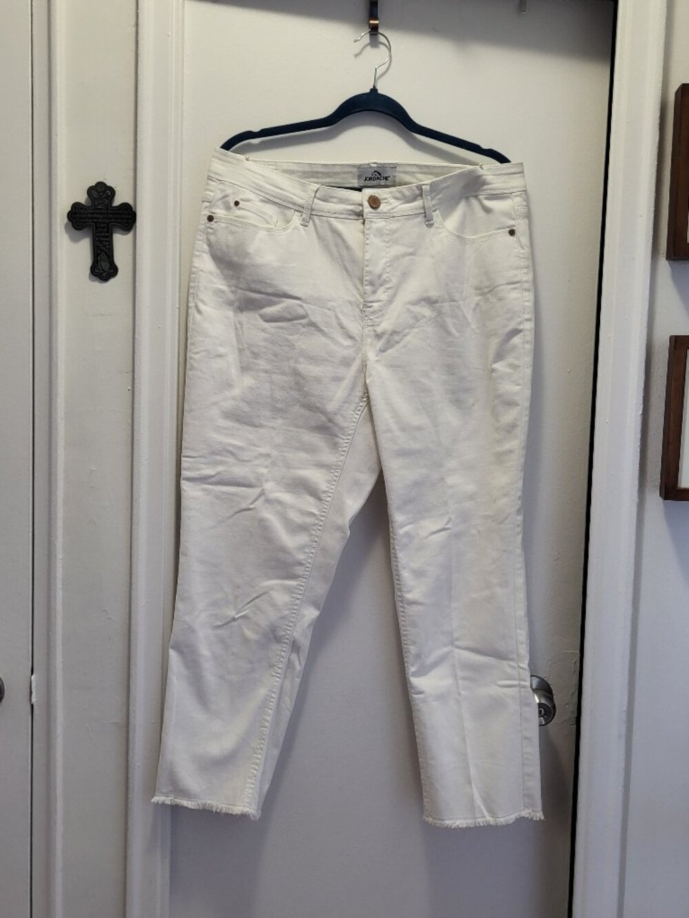 WOMENS  PANTS (NEW)